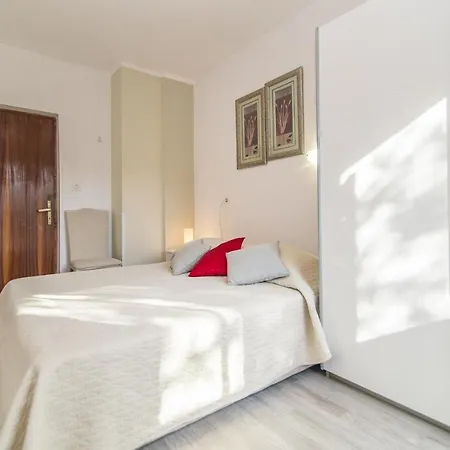 아파트 Casa Fides With Swimming Pool *