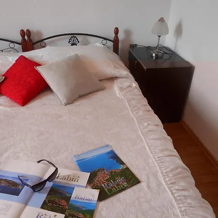 Casa Fides With Swimming Pool 아파트 Nedeščina