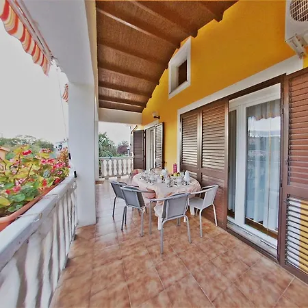 Casa Fides With Swimming Pool 아파트 *